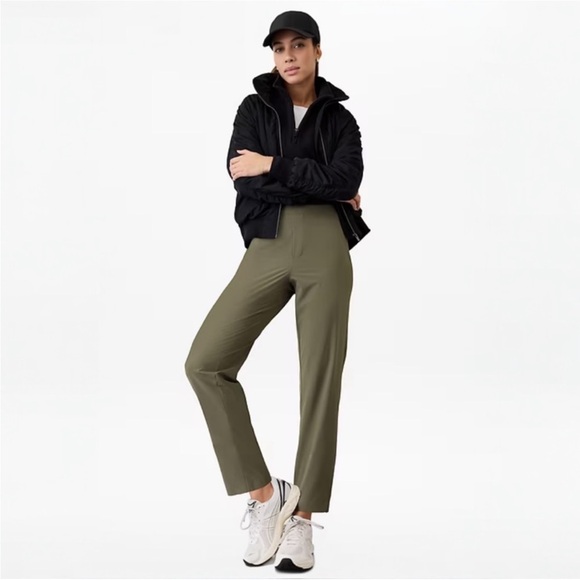 Athleta Brooklyn Mid Rise Ankle Pant NWOT 6 in color Moss - Picture 3 of 10